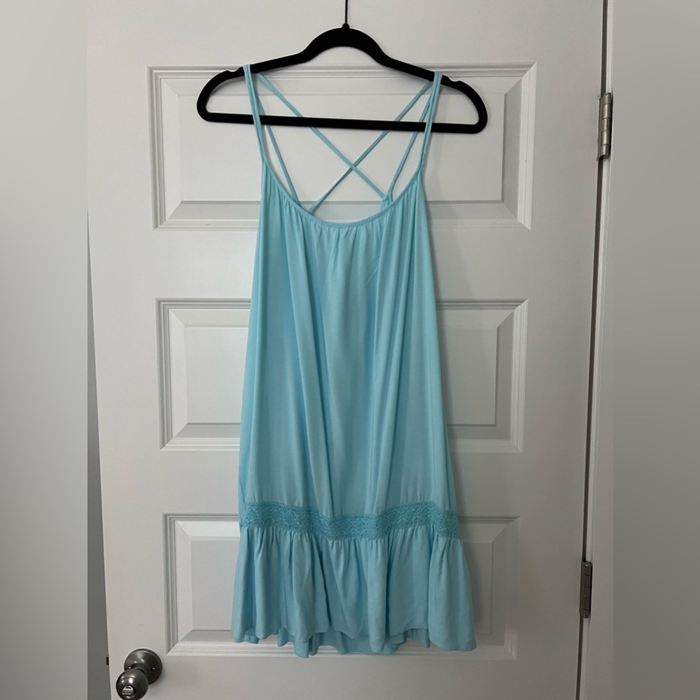 Cute, like new condition sundress! Beautiful color!